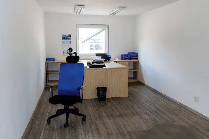Prodej skladu, Dubí, Horská, 3047 m2