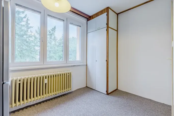 Pronájem bytu 3+1, Praha - Podolí, Na Zvoničce, 61 m2
