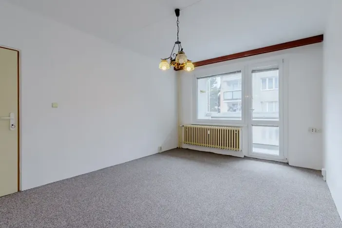 Pronájem bytu 3+1, Praha - Podolí, Na Zvoničce, 61 m2