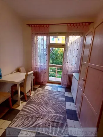 Pronájem pokoje, Praha - Žižkov, 28 m2