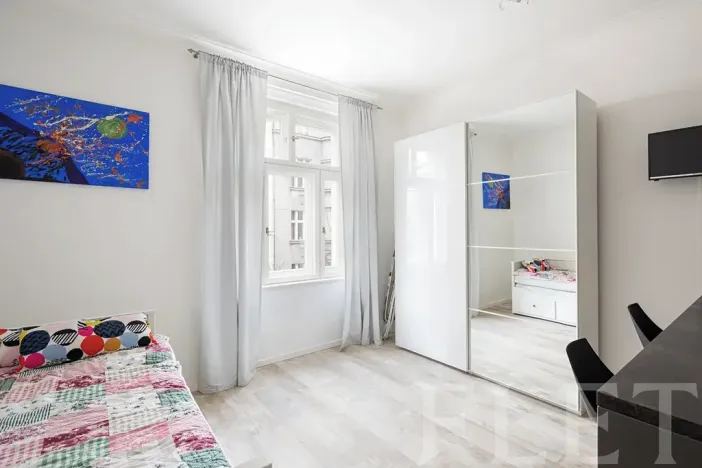 Pronájem bytu 1+kk, Praha - Žižkov, Slavíkova, 27 m2