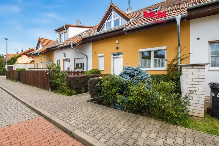 Prodej rodinného domu, Praha - Horní Počernice, Na nové silnici, 110 m2