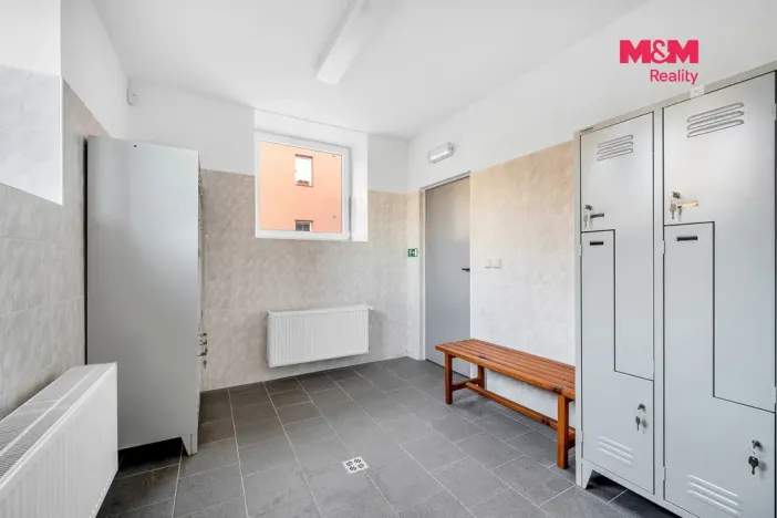 Pronájem obchodního prostoru, Červený Kostelec, Sokolská, 726 m2