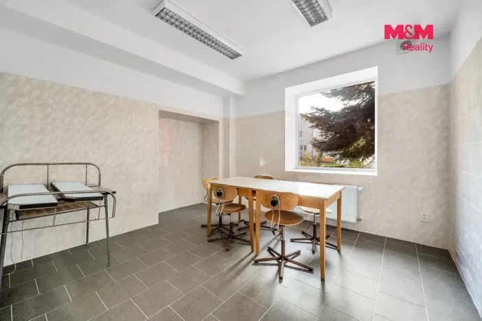 Pronájem obchodního prostoru, Červený Kostelec, Sokolská, 726 m2