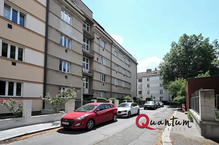 Pronájem bytu 1+kk, Praha - Nusle, V zálomu, 33 m2