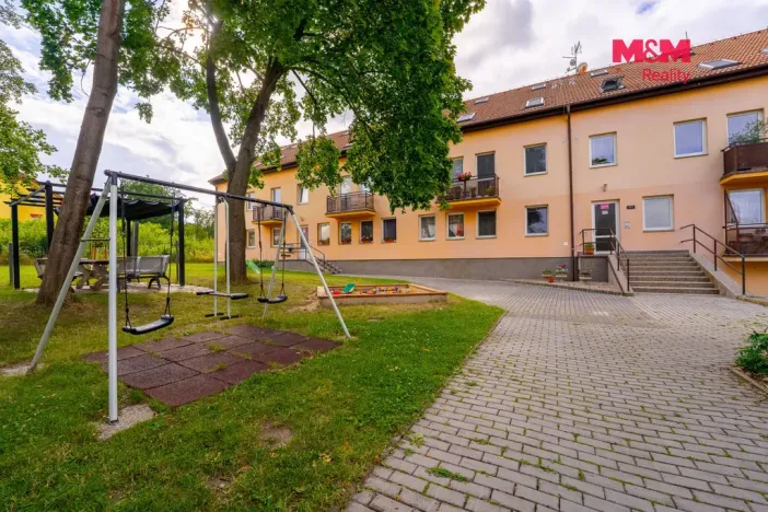 Prodej bytu 4+kk, Milovice - Mladá, Kaštanová, 91 m2