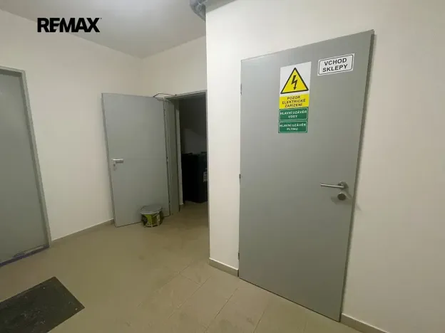 Pronájem bytu 1+kk, Praha - Libeň, Konšelská, 30 m2