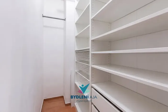 Prodej rodinného domu, Krupka, Hřbitovní, 175 m2