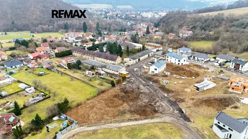Prodej komerčního pozemku, Chrustenice, 1063 m2