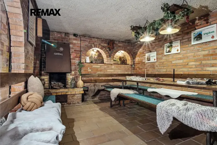 Prodej komerční nemovitosti, Velké Bílovice, Habánská, 505 m2