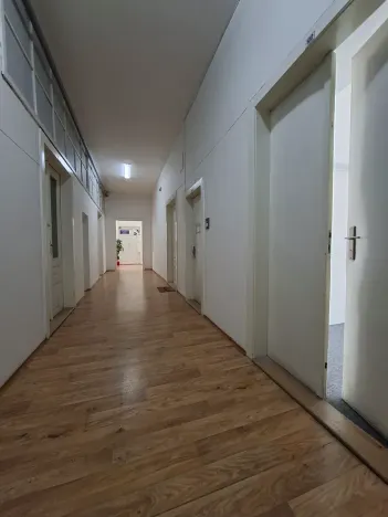 Pronájem kanceláře, Brno, Malinovského náměstí, 31 m2