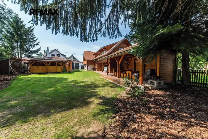 Prodej vícegeneračního domu, Lípa nad Orlicí, 340 m2