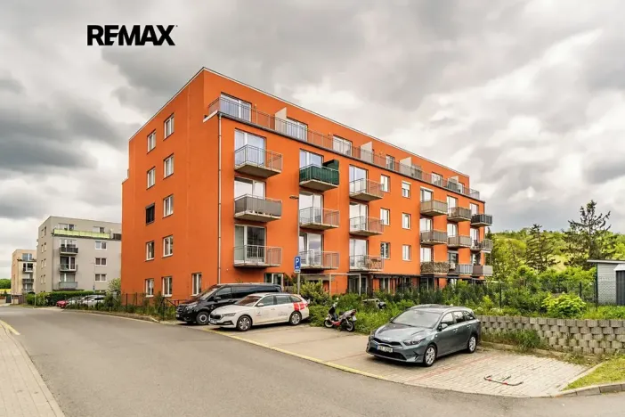 Prodej bytu 2+kk, Hostivice, Pšeničná, 53 m2