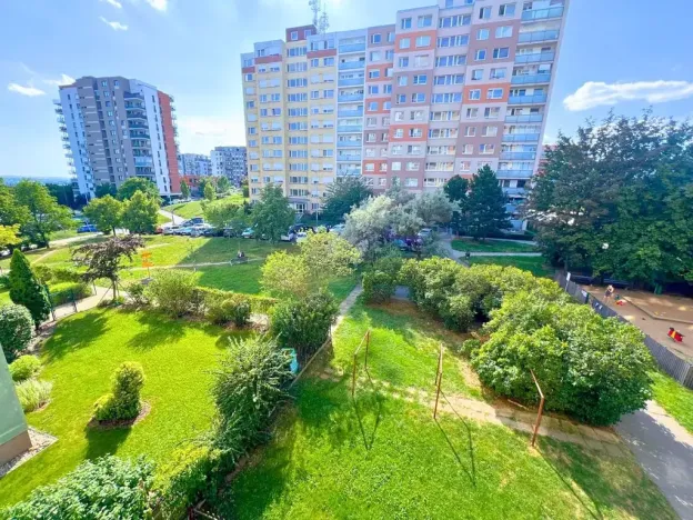 Pronájem bytu 3+kk, Praha - Horní Měcholupy, Nad přehradou, 72 m2