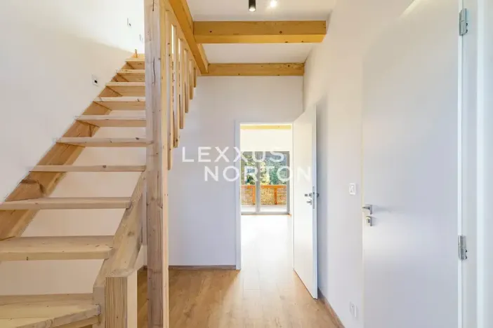 Prodej bytu 3+kk, Ostrovec, 48 m2