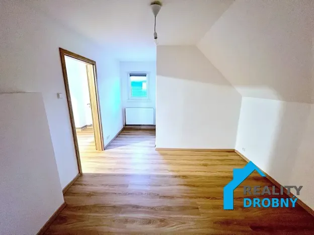 Pronájem bytu 2+1, Děčín, Štursova, 65 m2