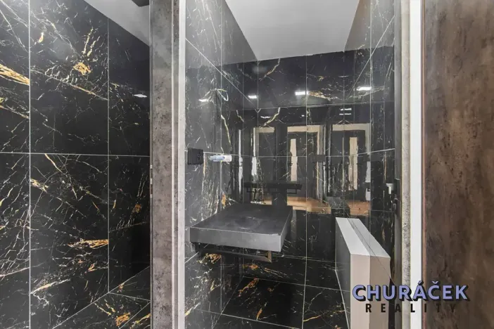 Prodej apartmánu, Pec pod Sněžkou, 303 m2