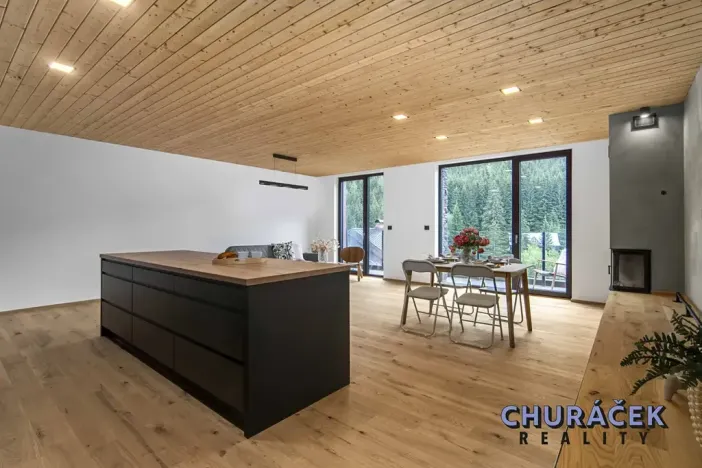 Prodej činžovního domu, Pec pod Sněžkou, 303 m2