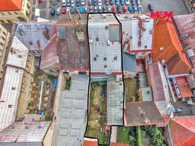 Prodej rodinného domu, Jičín - Staré Město, Valdštejnovo náměstí, 917 m2