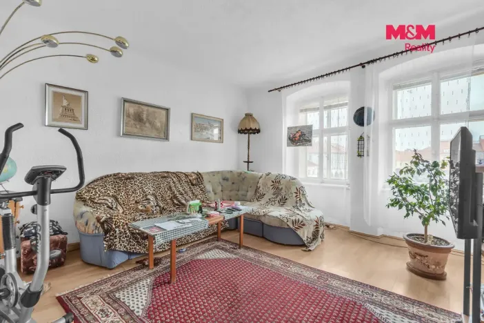 Prodej rodinného domu, Jičín - Staré Město, Valdštejnovo náměstí, 917 m2