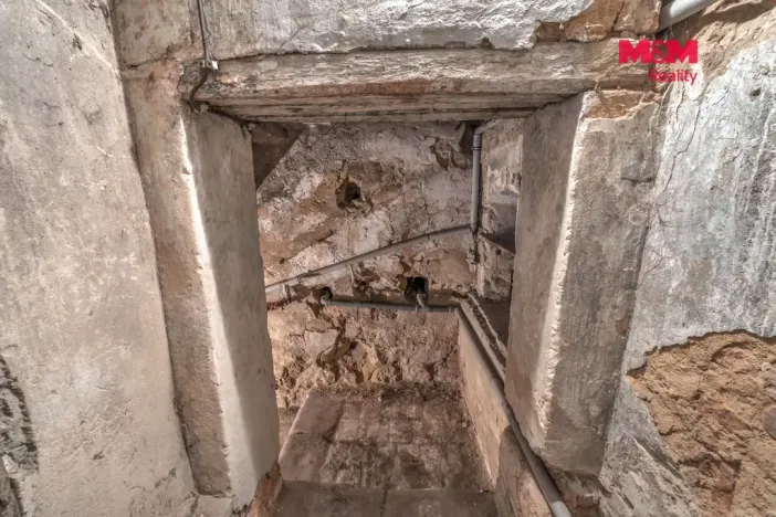 Prodej rodinného domu, Jičín - Staré Město, Valdštejnovo náměstí, 917 m2