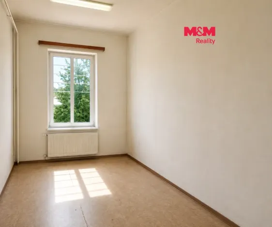 Pronájem kanceláře, Chomutov, Vršovců, 16 m2