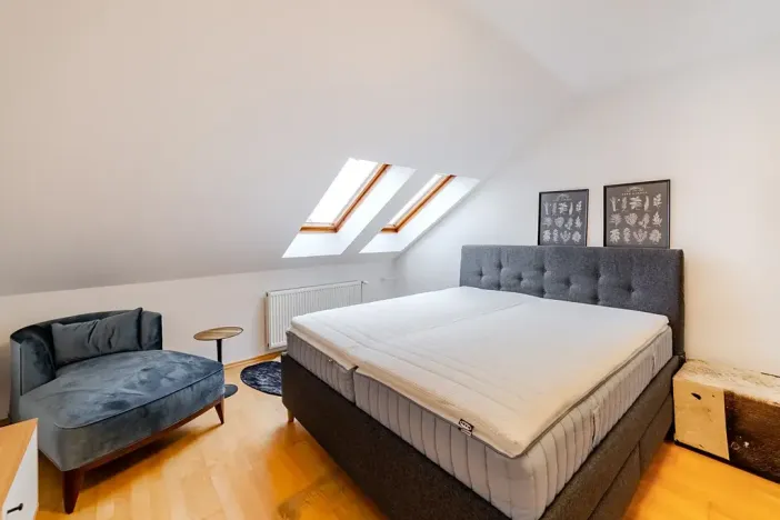 Prodej bytu 3+kk, Praha - Karlín, Pernerova, 100 m2