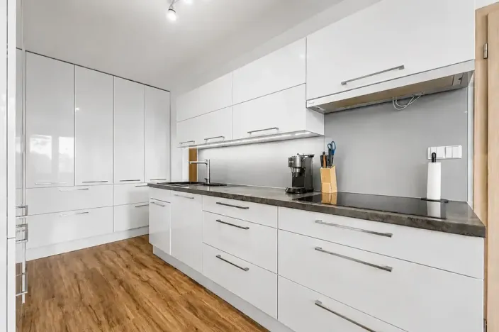 Prodej bytu 3+kk, Praha - Kobylisy, Třeboradická, 68 m2