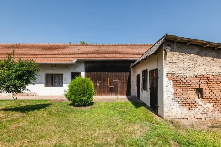 Prodej rodinného domu, Tři Dvory, 95 m2