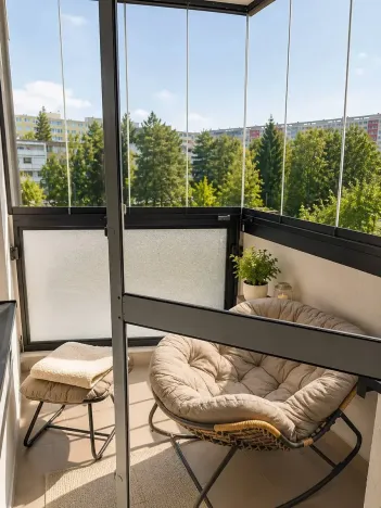 Pronájem bytu 2+kk, Praha - Střížkov, Lovosická, 54 m2