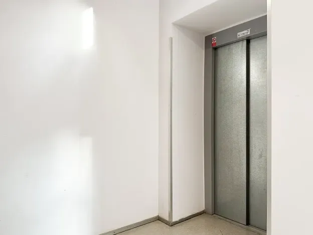 Pronájem bytu 2+kk, Praha - Libeň, Novákových, 41 m2
