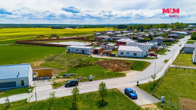 Prodej pozemku pro bydlení, Lišov, 820 m2