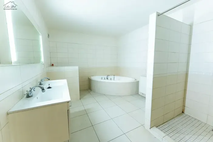 Prodej komerční nemovitosti, Račiněves, 435 m2