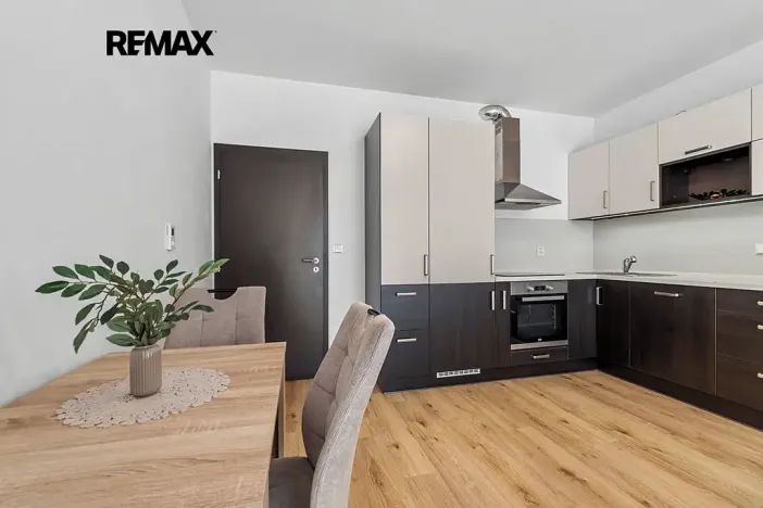 Prodej bytu 2+kk, Plzeň, Špačková, 52 m2