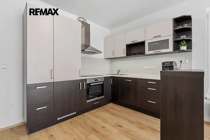 Prodej bytu 2+kk, Plzeň, Špačková, 52 m2