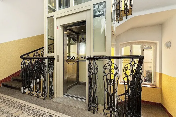 Prodej bytu 3+kk, Praha - Smíchov, Štefánikova, 93 m2