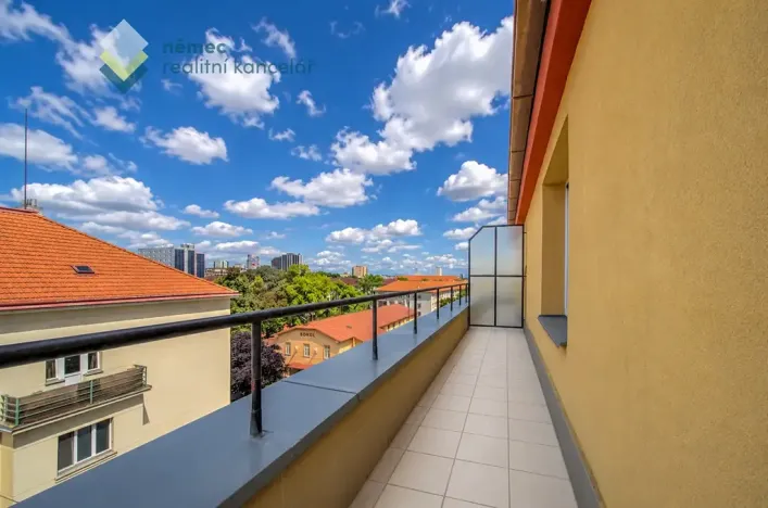 Pronájem bytu 2+kk, Praha - Strašnice, Věšínova, 35 m2