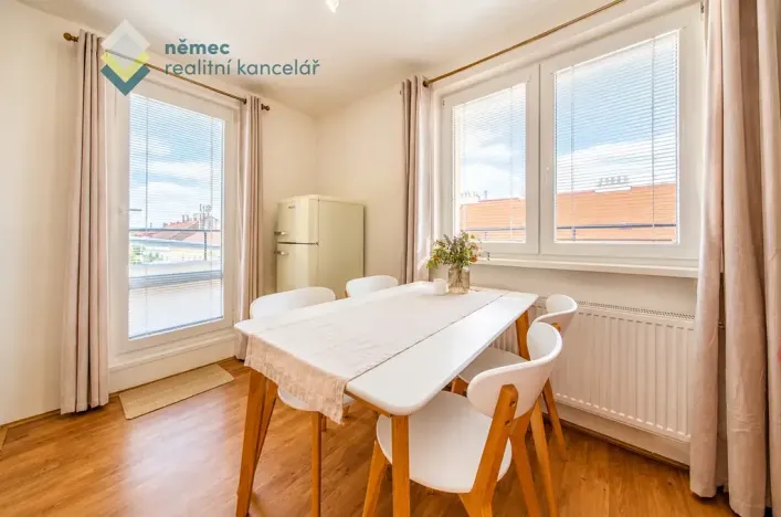Pronájem bytu 2+kk, Praha - Strašnice, Věšínova, 35 m2