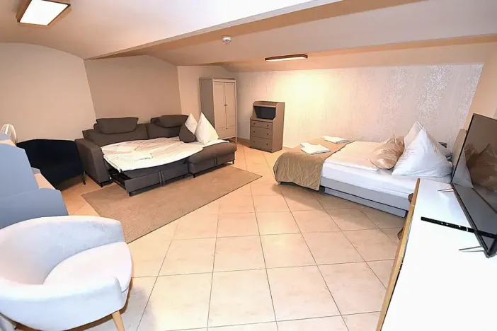 Prodej bytu 6+kk a větší, Praha - Nové Město, Hálkova, 224 m2