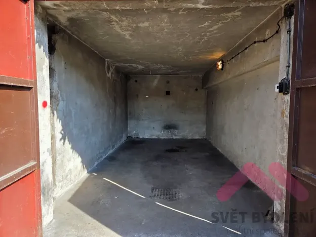 Pronájem bytu 1+1, Praha - Vinohrady, Kouřimská, 37 m2