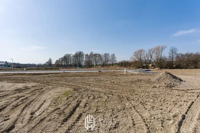 Prodej pozemku pro bydlení, Komárov, 729 m2