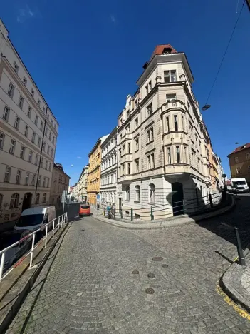 Pronájem bytu 2+kk, Praha - Nové Město, Na Zderaze, 49 m2