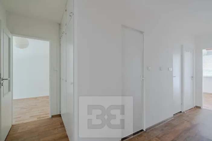 Pronájem bytu 3+1, Český Brod, 28. října, 73 m2