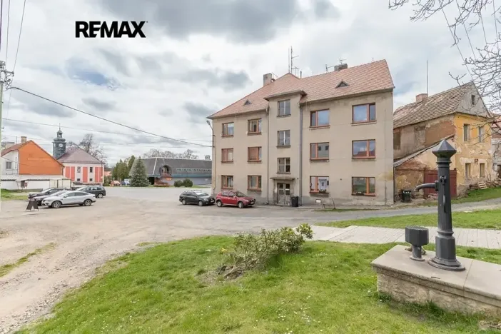 Prodej bytu 1+1, Čistá, nám. Václavské, 43 m2