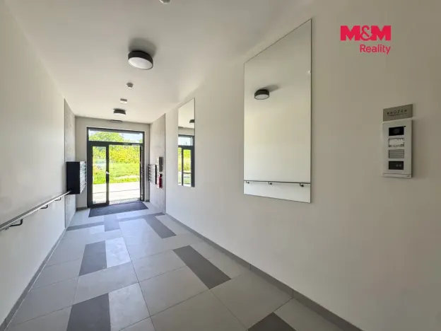 Pronájem bytu 2+kk, Praha - Hlubočepy, Divíškové, 51 m2