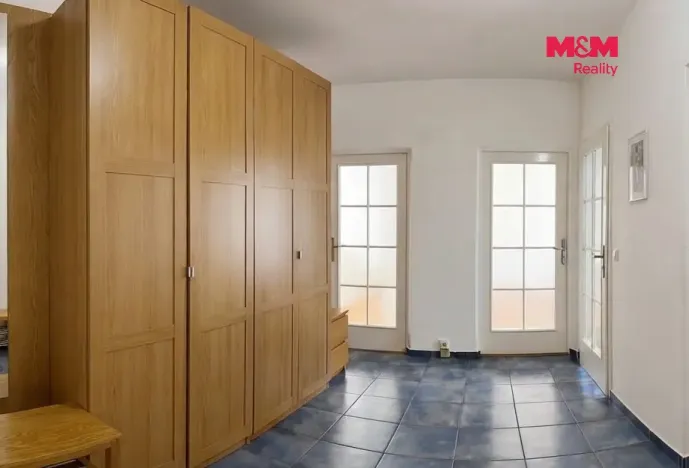 Prodej bytu 2+1, Praha - Kamýk, Zárubova, 61 m2