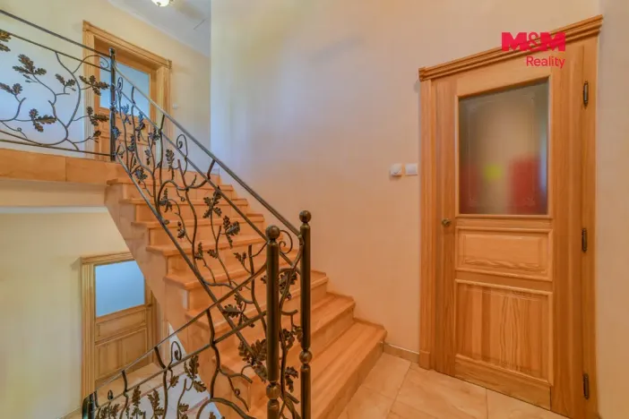 Prodej rodinného domu, Velká Hleďsebe, Pohraniční stráže, 220 m2