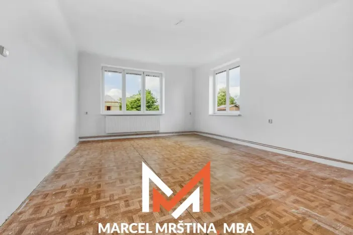 Prodej bytu 4+1, Meziměstí, Školní, 112 m2