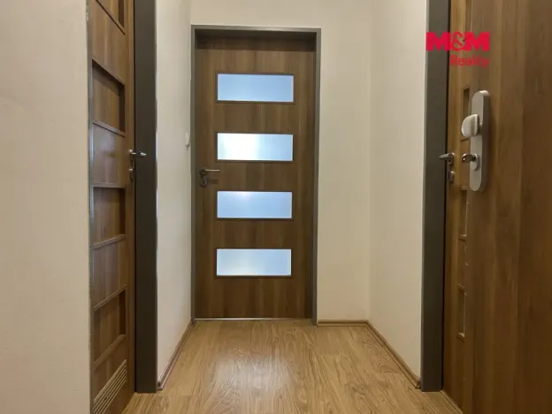 Pronájem bytu 1+kk, Jablonec nad Nisou, Anenské náměstí, 31 m2