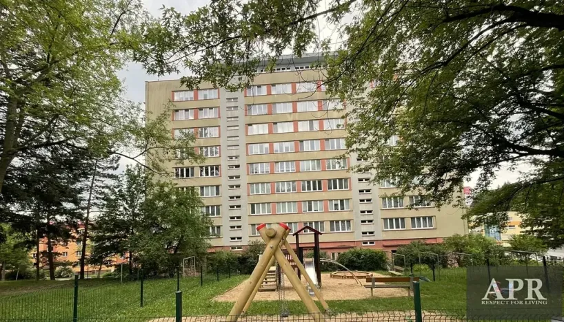 Prodej bytu 3+1, Uherský Brod, nám. 1. máje, 58 m2